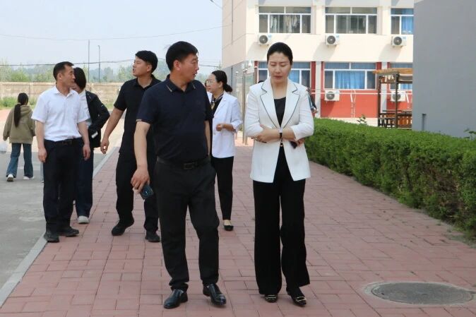 全国防灾减灾日|属地领导莅校指导校园安全管理工作