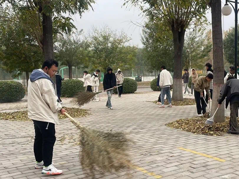 北京经济技术职业学院扎实有效开展劳动教育